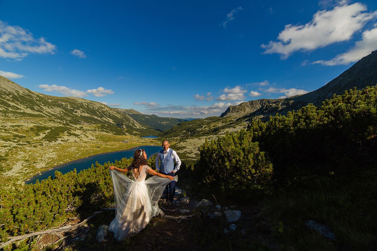 Sedinta foto dupa nunta la altitudinea de 2.040 m cu Pusa si Foca