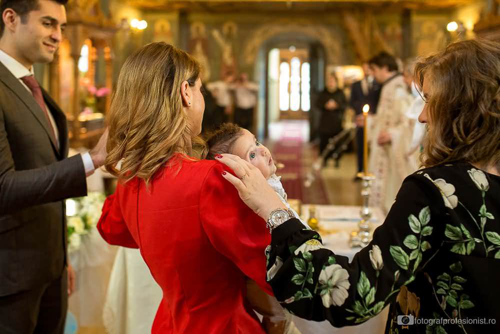fotografii de botez cu Tudor la Restaurant Rustic